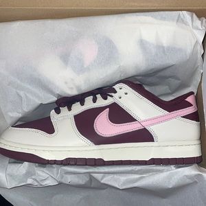 Nike Mens Dunk Low  Retro Premium